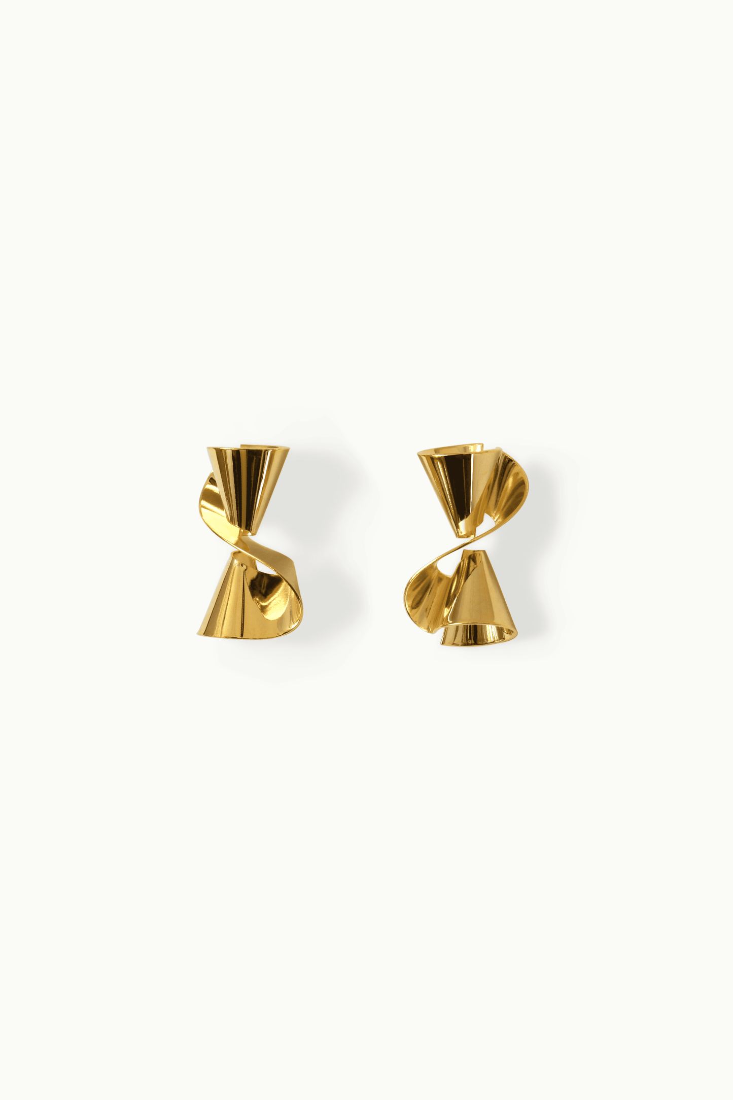 BOUCLES D'OREILLES GÉOMÉTRIQUES Infiniti