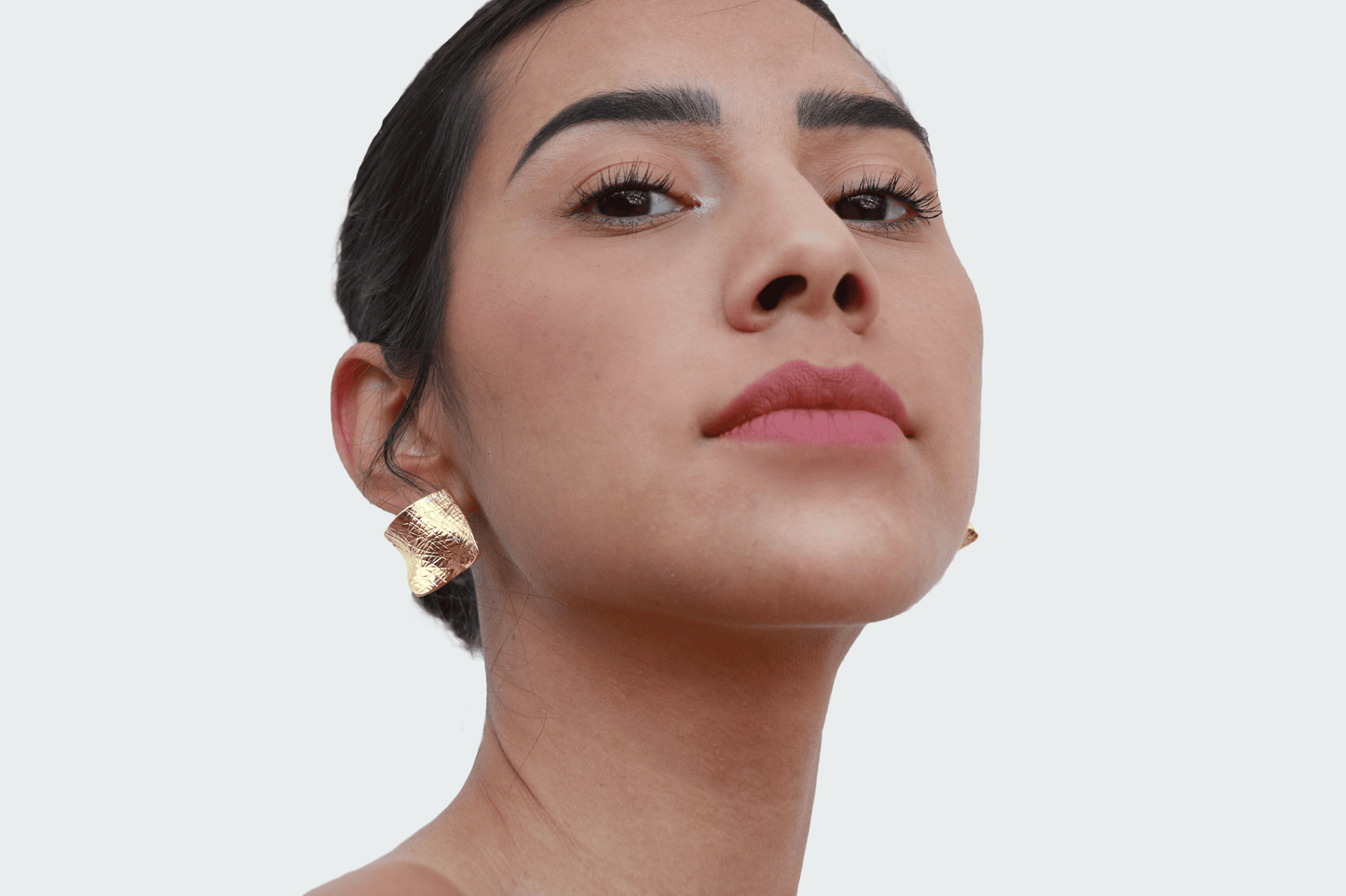 BOUCLES D’OREILLES CARRÉES EN RELIF Vague