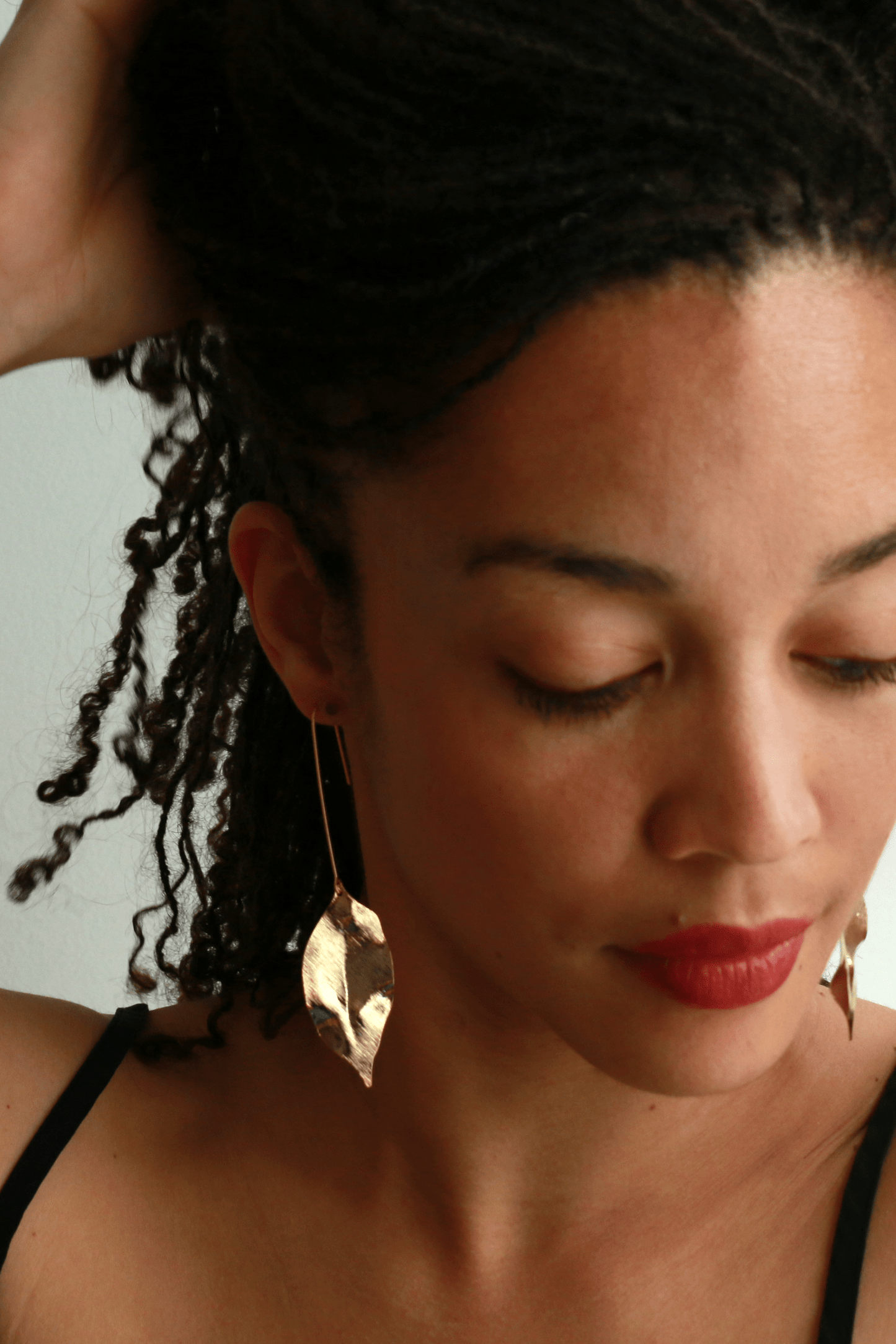 BOUCLES D'OREILLES PENDANTES Feuille