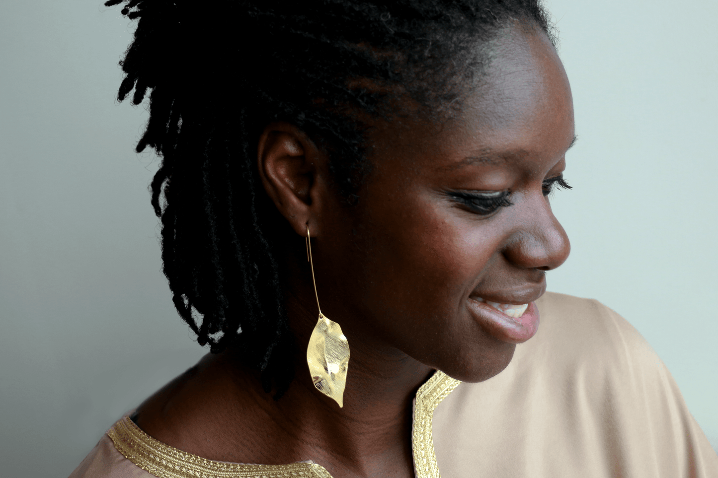 BOUCLES D'OREILLES PENDANTES Feuille