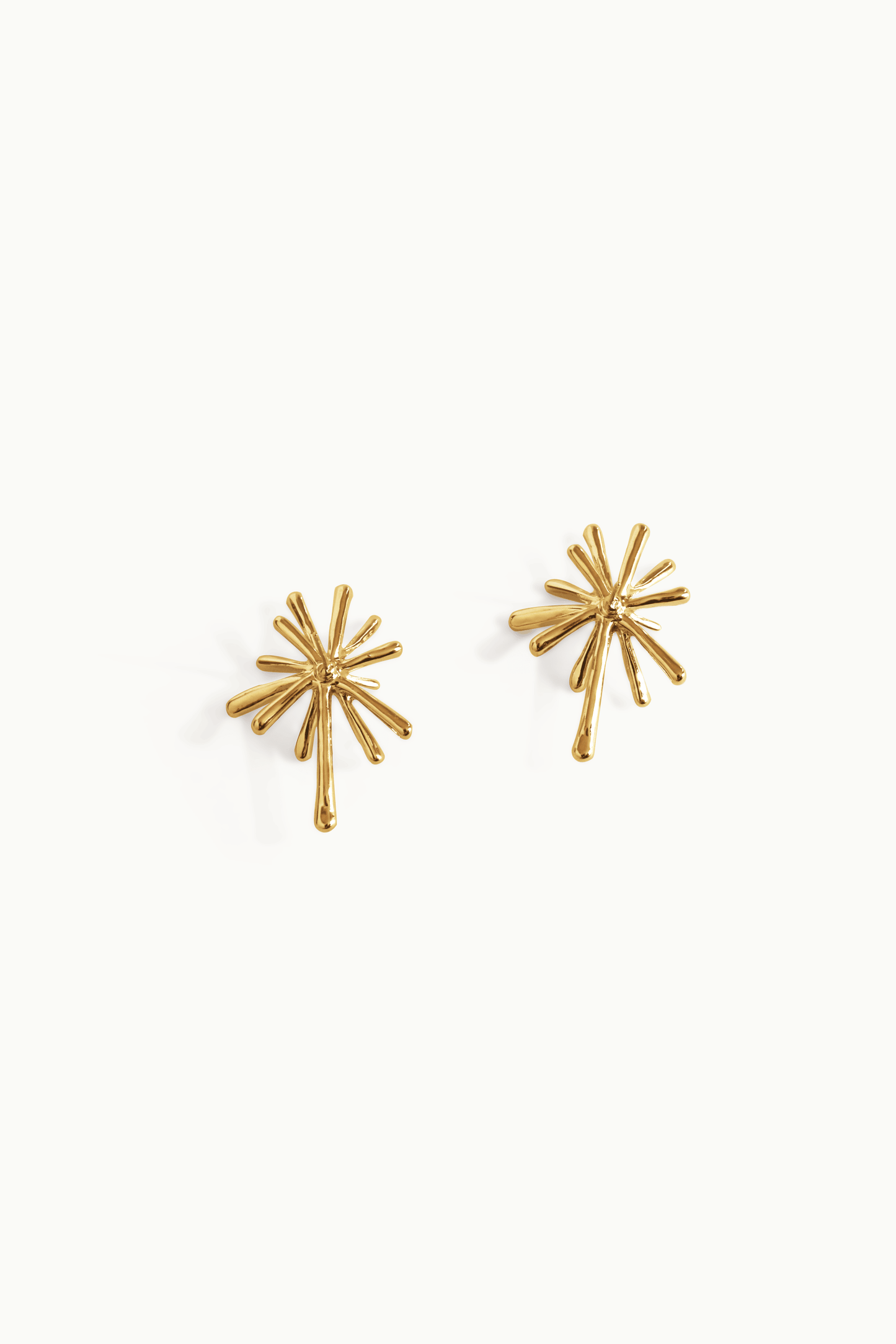 BOUCLES D’OREILLES DESIGN Étoile