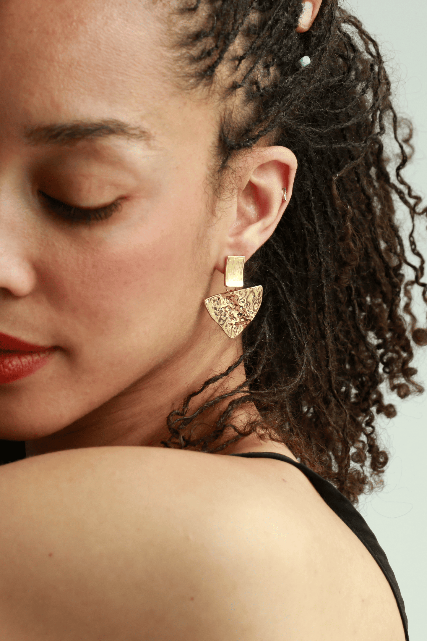 BOUCLES D'OREILLES GÉOMÉTRIQUES Vé