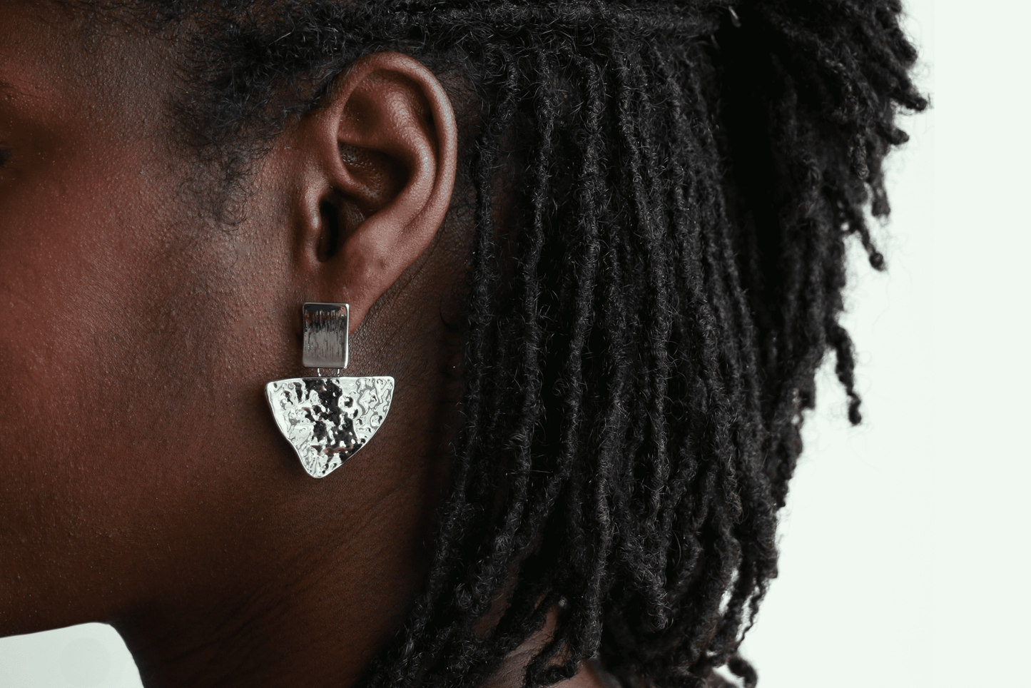 BOUCLES D'OREILLES GÉOMÉTRIQUES Vé