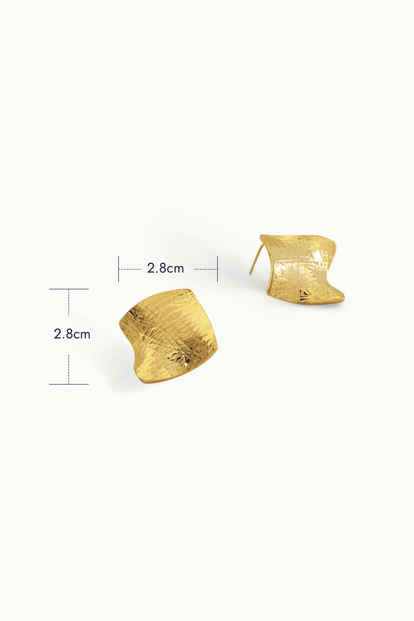 BOUCLES D’OREILLES CARRÉES EN RELIF Vague