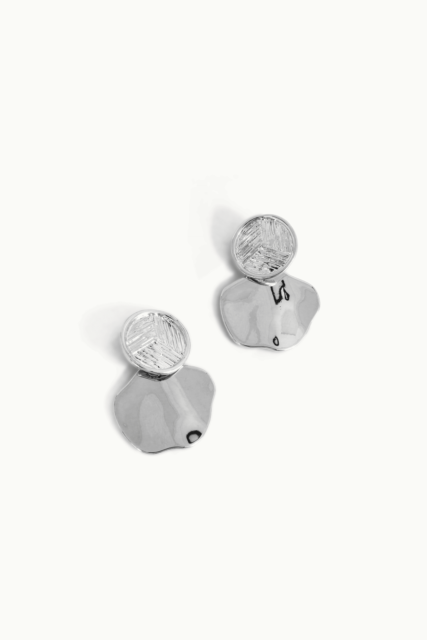 BOUCLES D’OREILLES PENDANTES MAILLONS Duo
