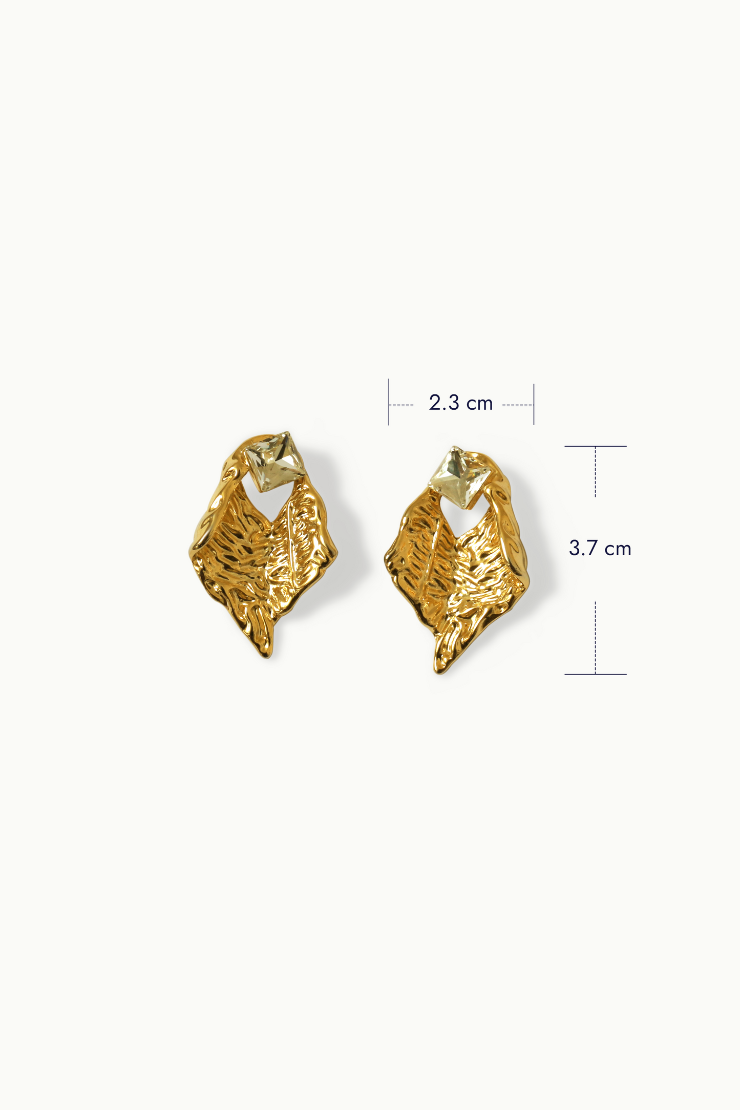 boucles_d_oreilles_femme_grandes_puces_or_18_carats_feuille_elegante_doree_f