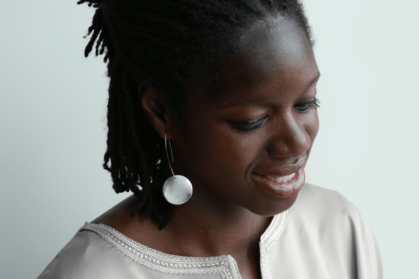 BOUCLES D’OREILLES MINIMALISTES Lune